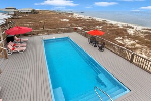 Pool View on the Sound