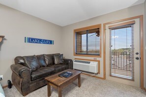 Sofa / Balcony Access
