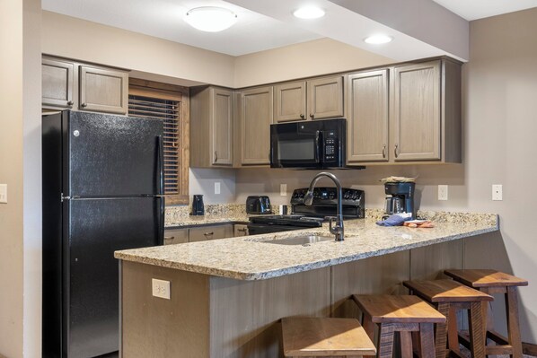 Full Kitchen