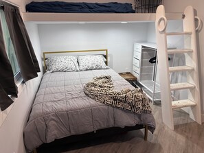 Queen size bed