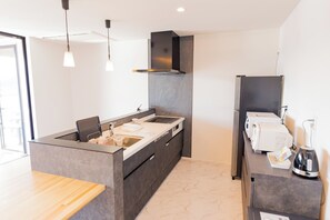 AMBER Villa 1