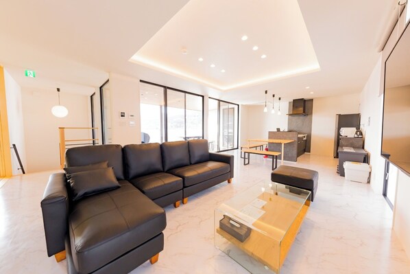 AMBER Villa 1