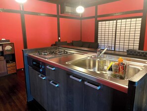 Fully equipped kitchen