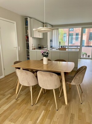 Dining Room, Kitchen