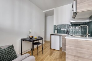 Living Room - Kitchen
