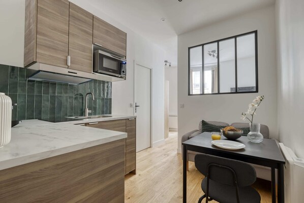 Kitchen - Dining Table
