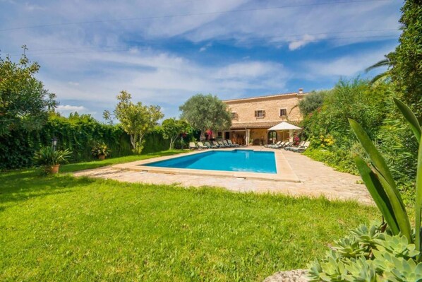 Extérieur maison de vacances [été]