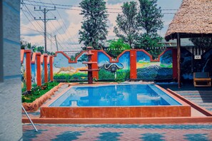 Utomhuspool