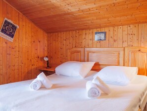 Holz, Schlafzimmer, Holzbeize, Hartholz, Bett, Blockhaus, Bedding, Bettdecke, Planke, Bettrahmen