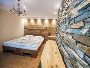 Cuisine, Comptoir, Cabinetry, Design Intérieur, Appareil De Cuisine, Sol, Meubles, Bois, Principaux Appliance, Plafond