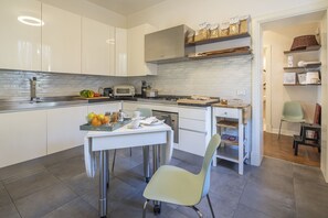 Autumn, Kitchen, Spring, Summer