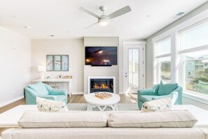 Living Area with Deck Access and Water Views
