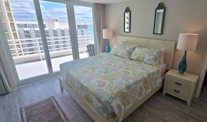 King in Main Bedroom