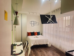 Photo of the whole room