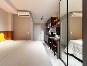 Photo of the whole room