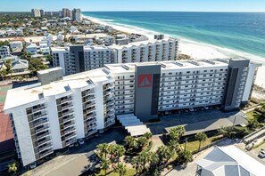 Mainsail 363 - Located in sunny Miramar Beach FL!