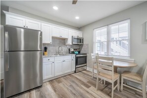 Cook, gather, and reconnect over meals in a fully equipped kitchen made for real families.