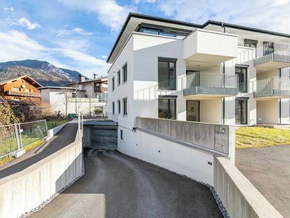 Holiday Home Exterior [winter]