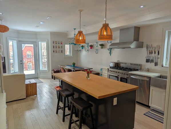 Private kitchen