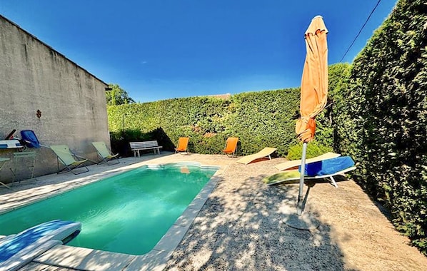 pool