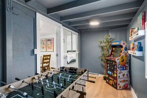 Spielezimmer