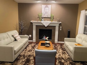 Living room (shared)
