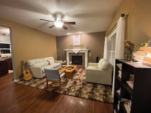 Living room (shared)