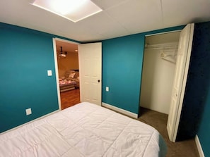 Bedroom (Private)