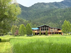 Elk River Estate