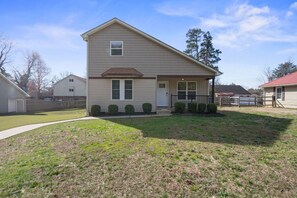 Welcoming Front Porch and Peaceful Setting Near Lake Norman!