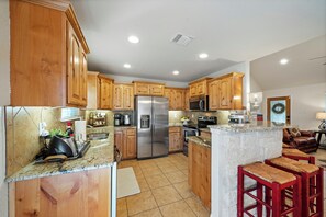 Fully equipped kitchen. 