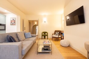 Hideaway by Gledhow Gardens, 2 Bedroom apartment (6393)