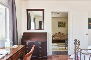Beautiful antique Victorian furniture in the dining room (2)