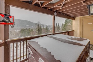 A hot tub on the lower level is a great bonus in all seasons!