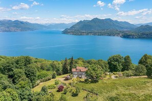 Villa Poggio al Lago - Stresa, Lake Maggiore - NORTHITALY VILLAS Vacation rental