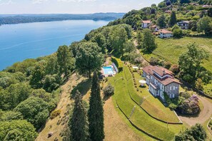 Villa Poggio al Lago - Stresa, Lake Maggiore - NORTHITALY VILLAS Vacation rental