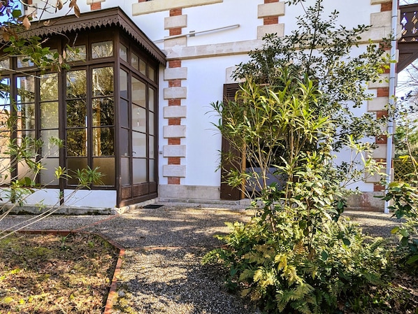 Exterior detail