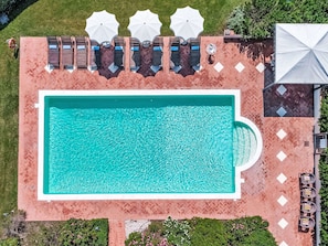 Blau, Stuhl, Gartenmöbel, Design, Schatten, Tisch Im Freien, Eco Hotel, Terrasse, Zimmerpflanze, Daylighting