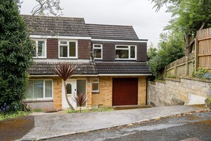 Plym Valley House from StayStaycations