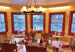 Bed & Breakfast at RiverSong Inn in Estes Park Colorado