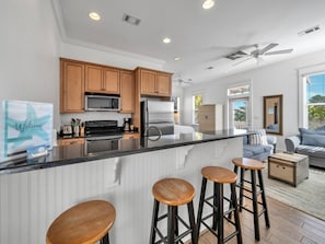 "Simply the Beach" carriage house in Seacrest!