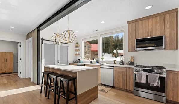 Private kitchen