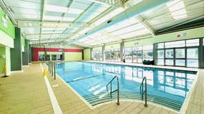 Pool (Indoor)