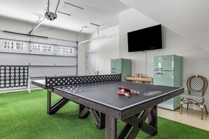 Ace your next vacation with epic ping pong matches and all-day entertainment!