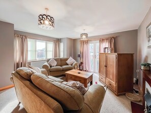 Living area | Norwood, Thornhill