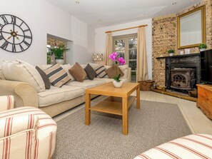 Living area | Brookpit Cottage, Climping, near Littlehampton