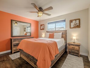 Start your day with stunning sunrise views right from your bed!
