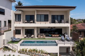 Enjoy these beautiful terraces for a sunset view!