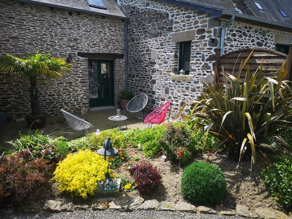 Rent villa le petit Porcon, Cancale, Brittany