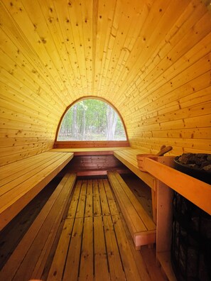 Wood burning sauna with amazing views of 2 woo woods and wild life